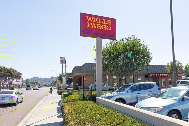 Images Wells Fargo Bank