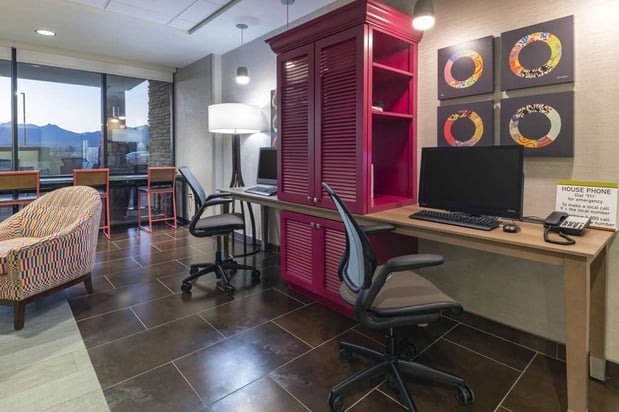 Images Home2 Suites by Hilton Kingman