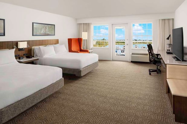 Images Hilton Garden Inn Kent Island Marina