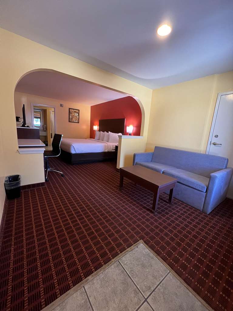 Mobility Accessible King Suite