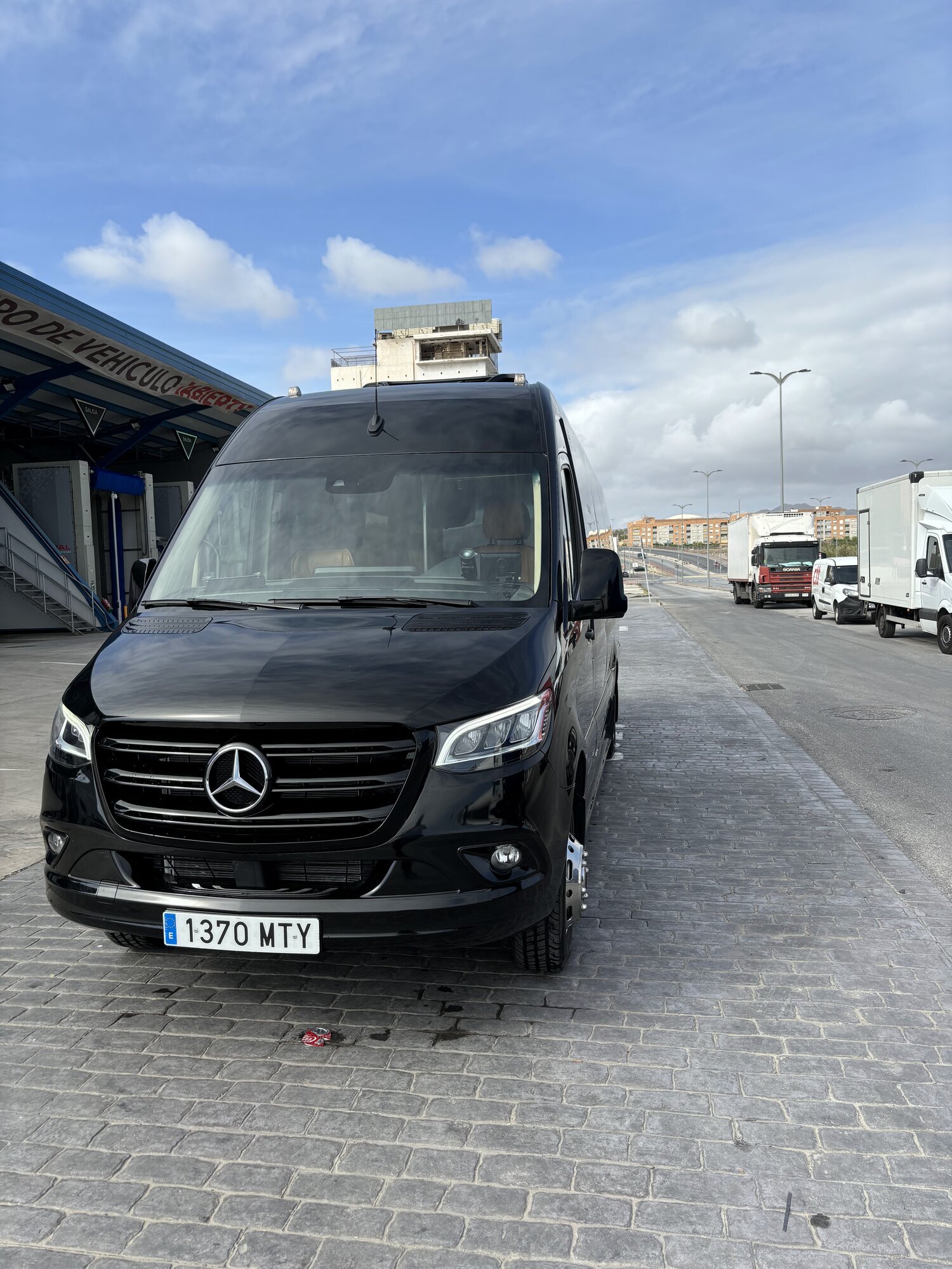 Images Premium Shuttles