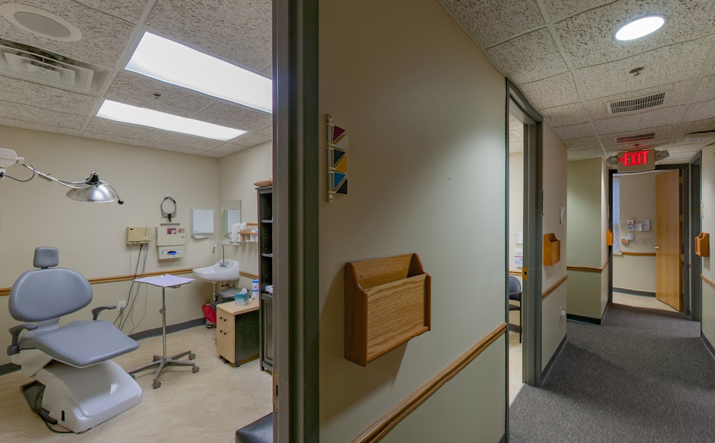 Exam Room/Hallway Forefront Dermatology Mequon, WI Mequon (262)240-0440