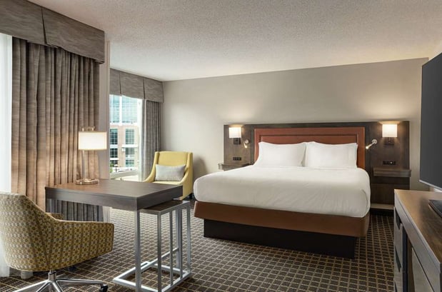 Images Hampton Inn & Suites Greenville-Downtown-RiverPlace