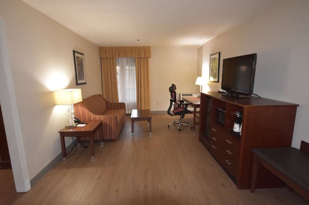 Images Best Western Plus Governor's Inn