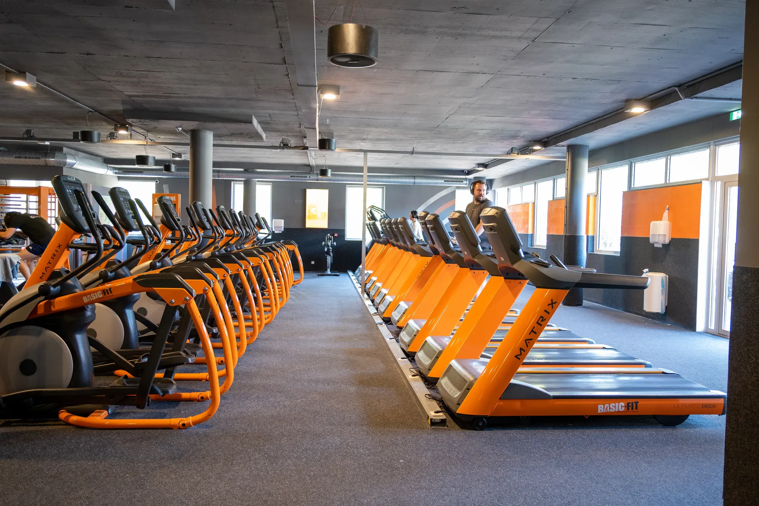 Foto's Basic-Fit 24/7