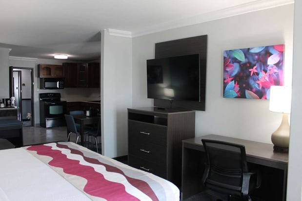 Images Best Western Medical Center North Inn & Suites Near Six Flags