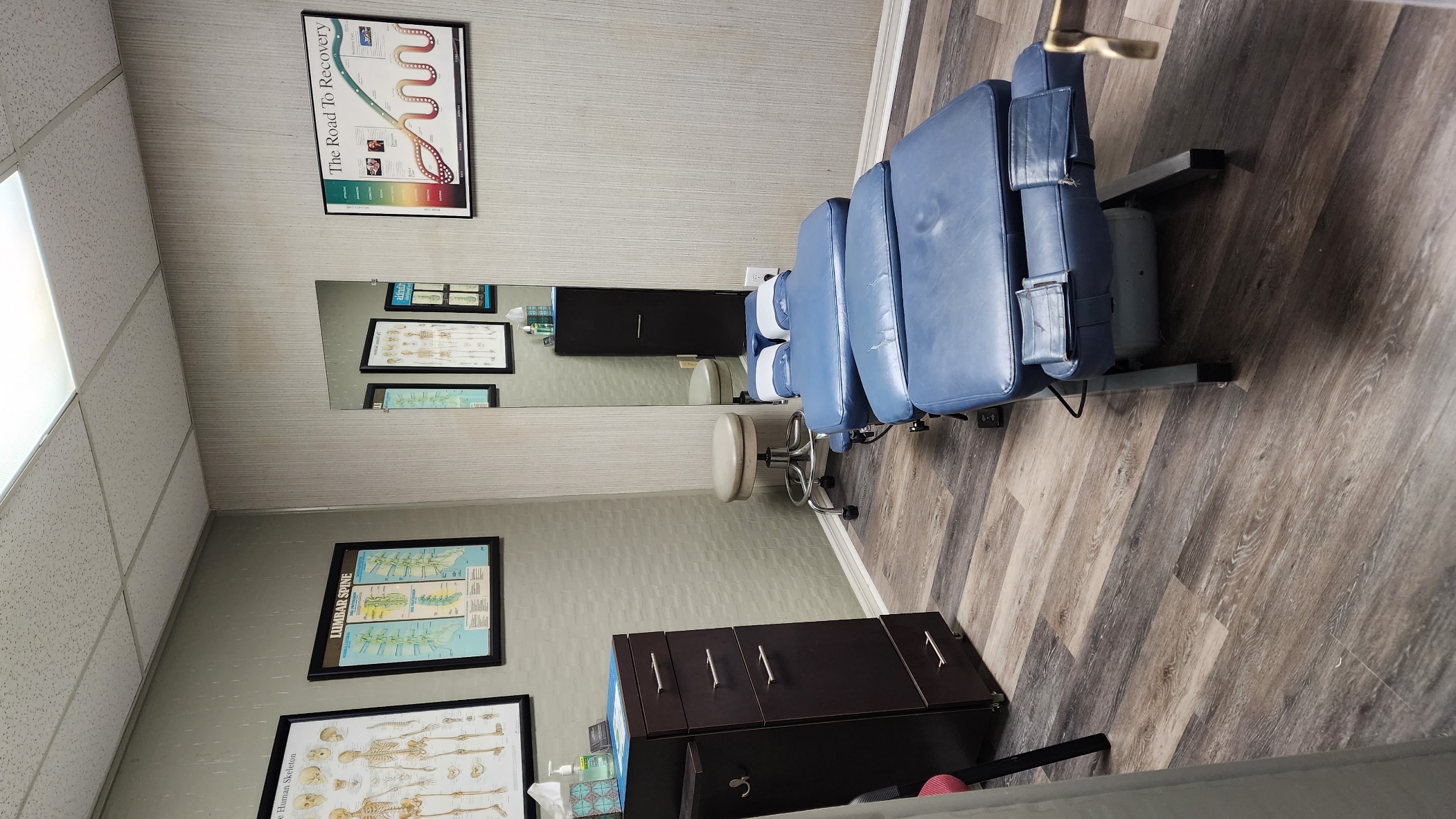 Vanderbilt Chiropractic Clinic adjustment room for chiropractic treatments