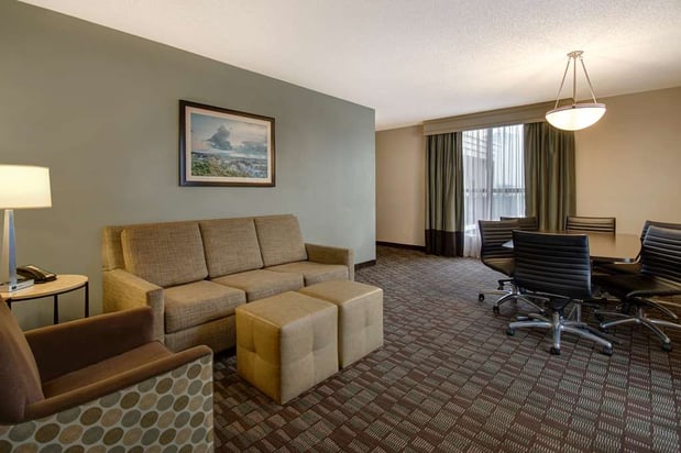 Images Embassy Suites by Hilton Jacksonville Baymeadows