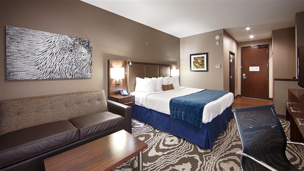 Suite King Bed Guest Room Best Western Plus Williston Hotel & Suites Williston (701)572-8800