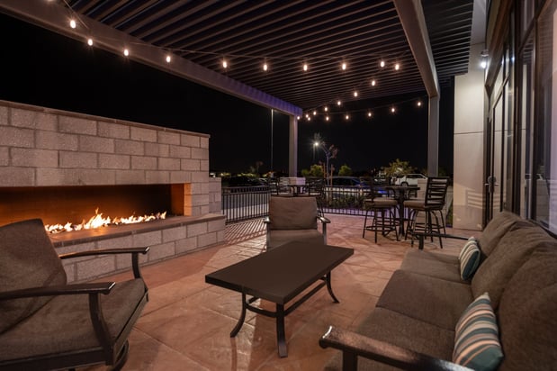 Images Holiday Inn Express & Suites Gilbert – Mesa Gateway Airport by IHG