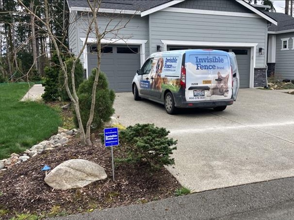 Invisible Fence visiting customer in Seattle, WA