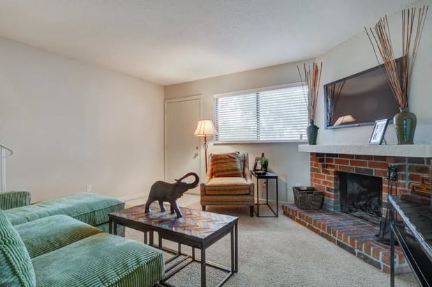 Images Canyon Creek Apartments & Townhomes