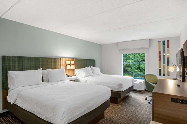 Images Hampton Inn & Suites Lake George