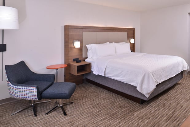 Images Holiday Inn Express & Suites Mesquite by IHG
