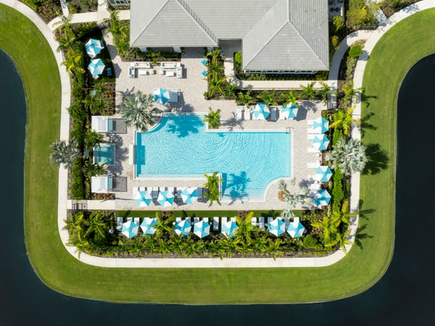 Images Everly Apartments