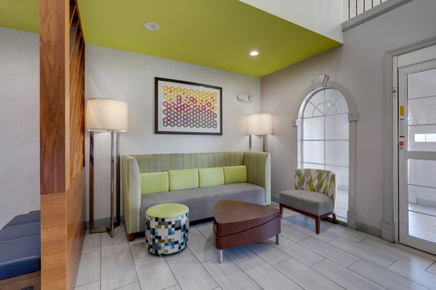 Images Holiday Inn Express & Suites Orangeburg by IHG