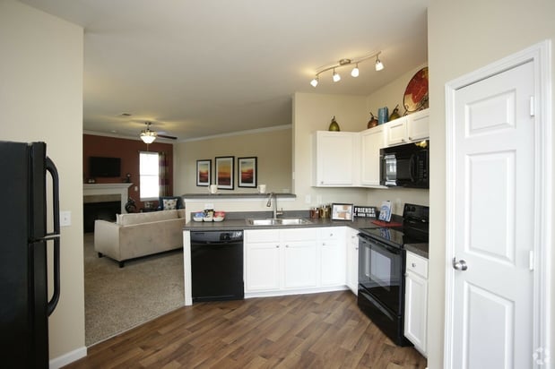 Images Manor Homes of Fox Crest