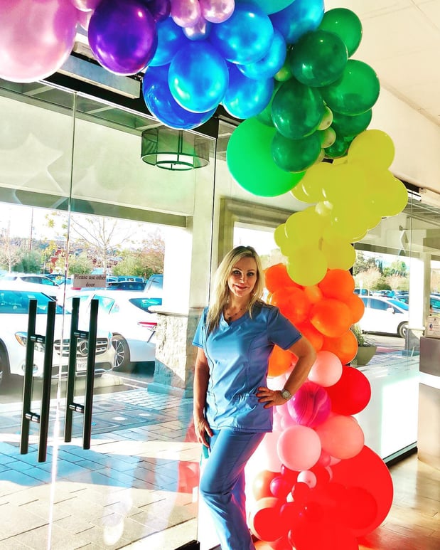 Images Launa Stone, R.N.