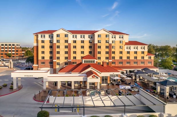 Images Hilton Garden Inn Scottsdale Old Town