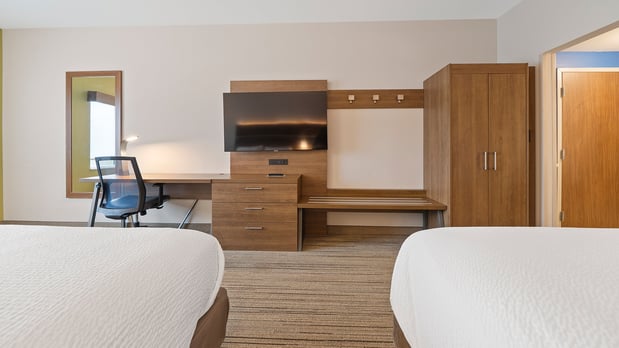 Images Holiday Inn Express & Suites Macon North by IHG