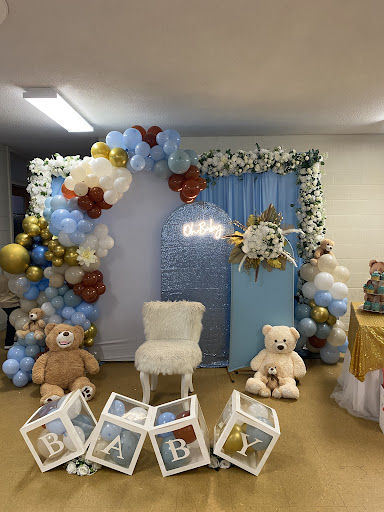 Images Selam’s Bakery, and Decor