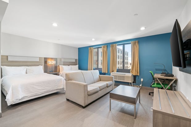 Images Holiday Inn Express & Suites Bronx - Zoo Area by IHG