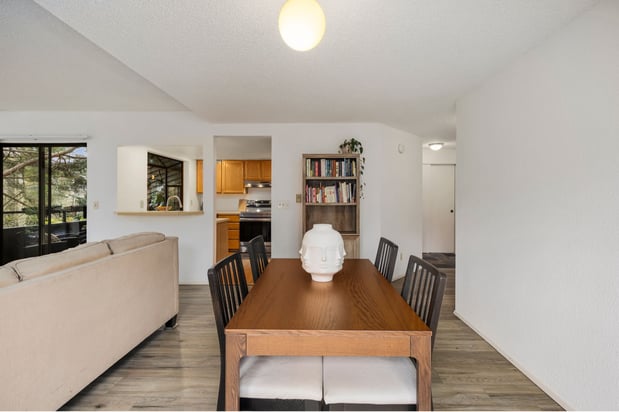 Images Robert Ott - Raintown Realty