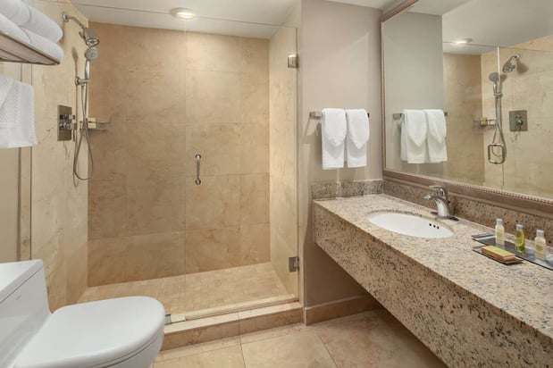 Images DoubleTree by Hilton Grand Hotel Biscayne Bay