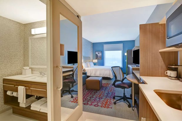 Images Home2 Suites by Hilton Naples I-75 Pine Ridge Road