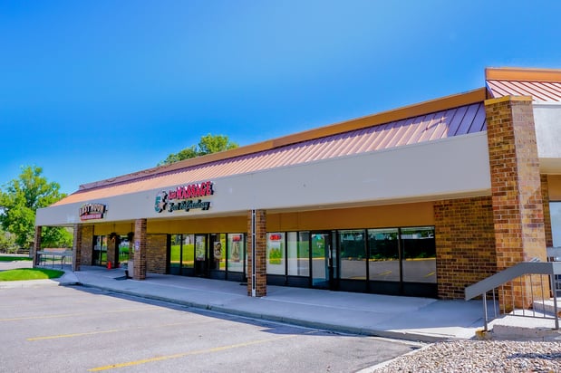 Images Foxridge Plaza