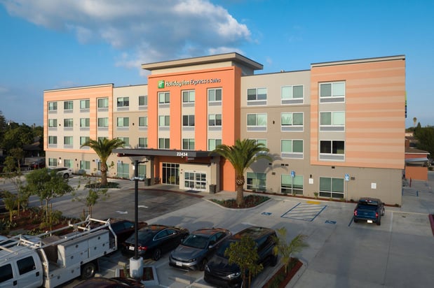 Images Holiday Inn Express & Suites Hawaiian Gardens by IHG