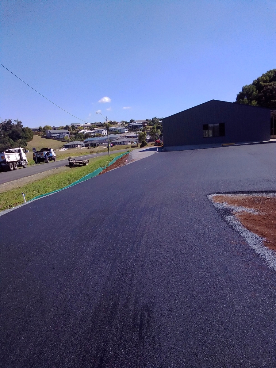 Images East Coast Asphalt & Concrete Edging
