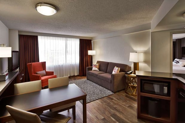 Images Embassy Suites by Hilton Washington DC Chevy Chase Pavilion