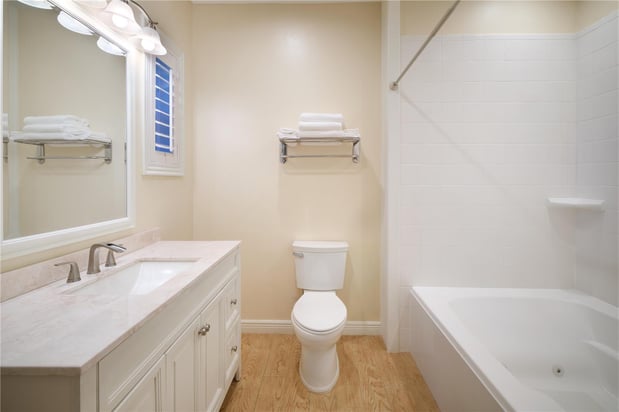 Images Best Western Grandma's Feather Bed