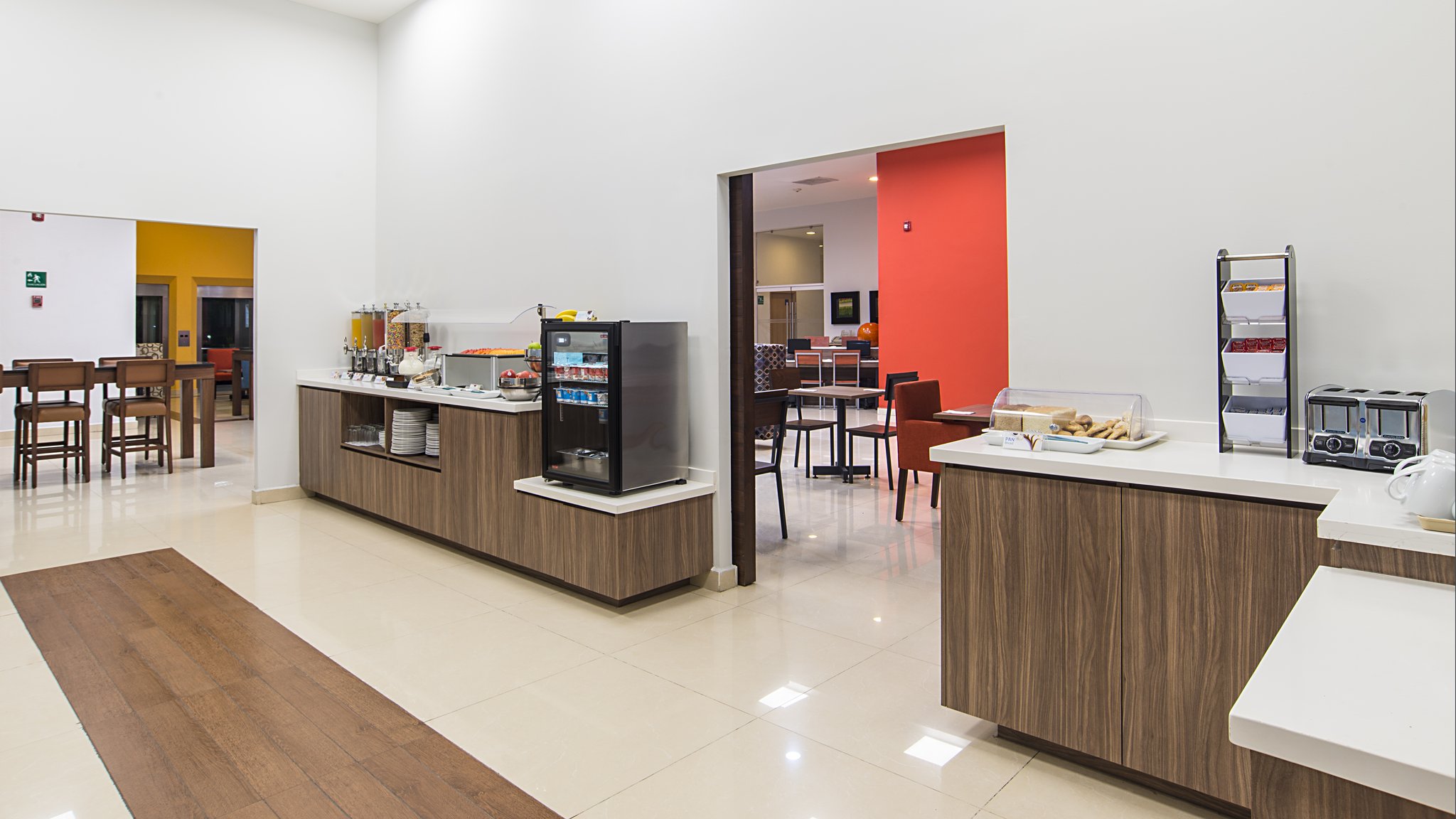 Images Holiday Inn Express Manzanillo by IHG