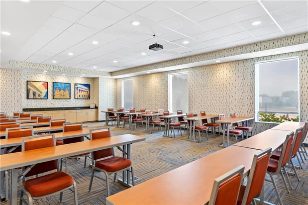 Images Home2 Suites by Hilton Youngstown West/Austintown