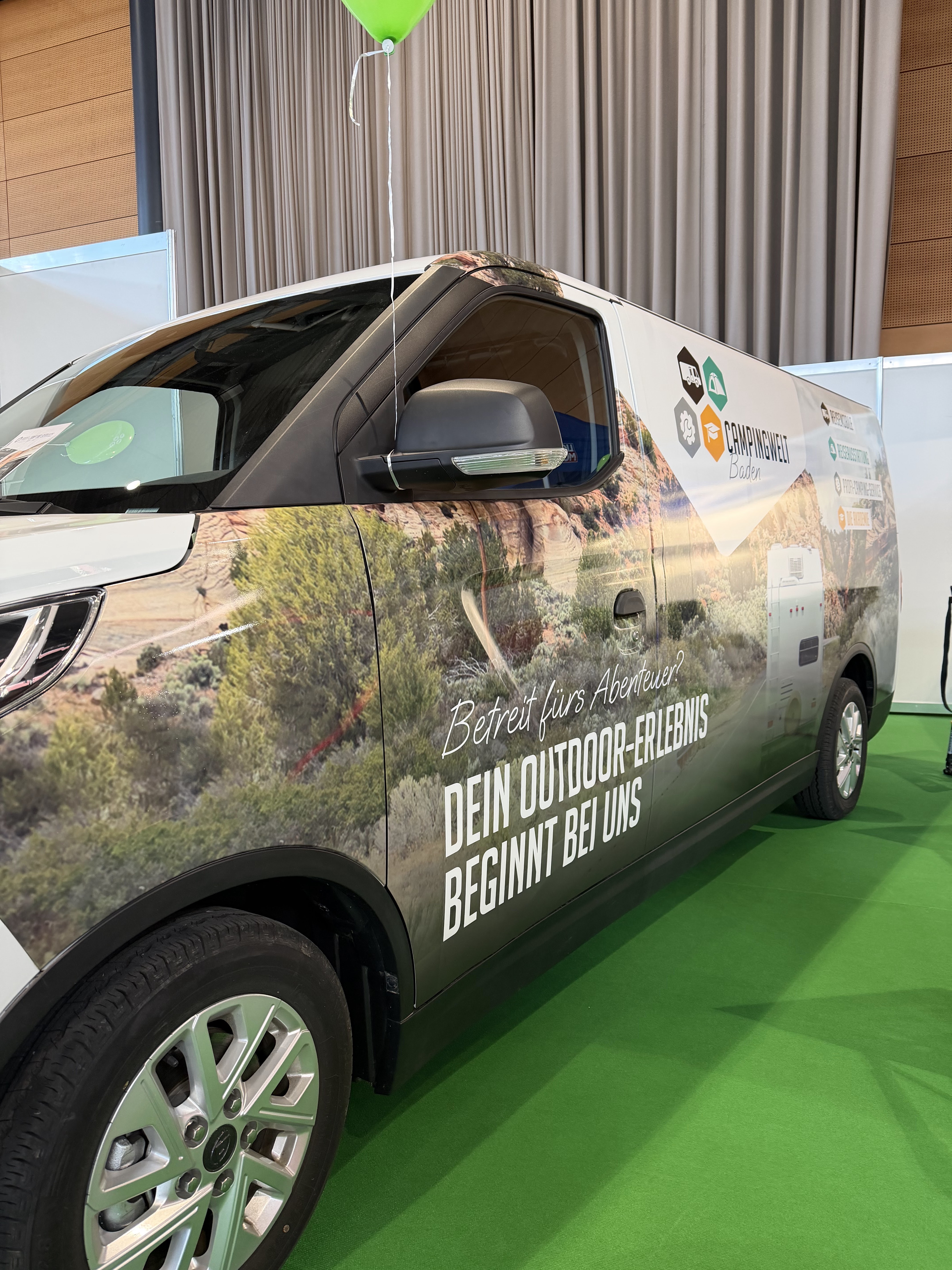 Bilder Campingwelt Baden - Wohnmobile und Campingzubehör