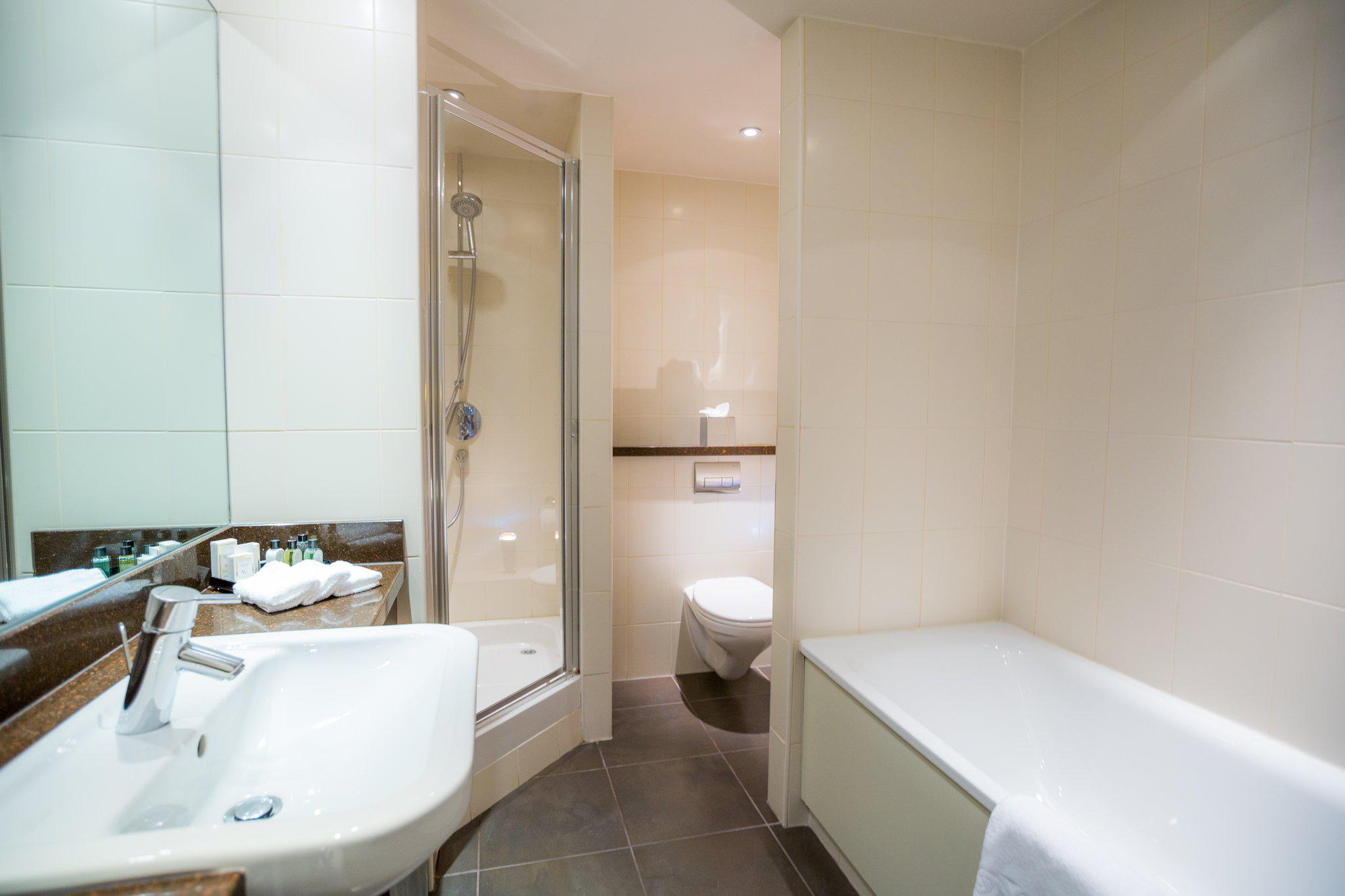 Images Crowne Plaza London - Ealing, an IHG Hotel