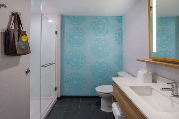 Images Tru by Hilton Pensacola Airport Medical Center