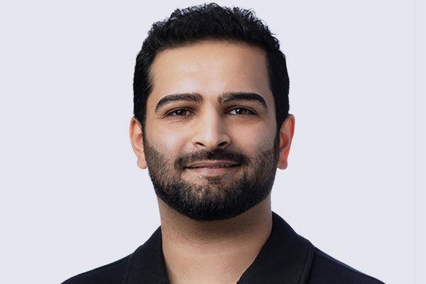 Mandeep Nayee, Retail Partner in our Dufferin Mall store