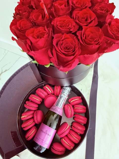 Creations By Maydol Logo