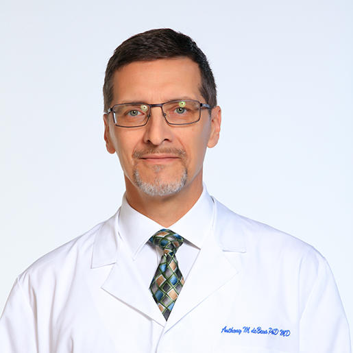 Dr. Anthony De Beus, MD, PhD - Chesterfield, MO - Ophthalmologist