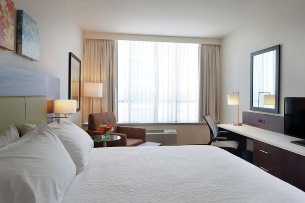 Images Hilton Garden Inn Pittsburgh Downtown