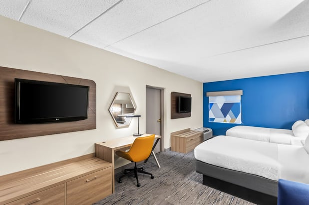 Images Holiday Inn Express & Suites Charleston-Southridge by IHG