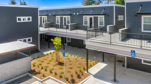 Images Edgeway Plaza