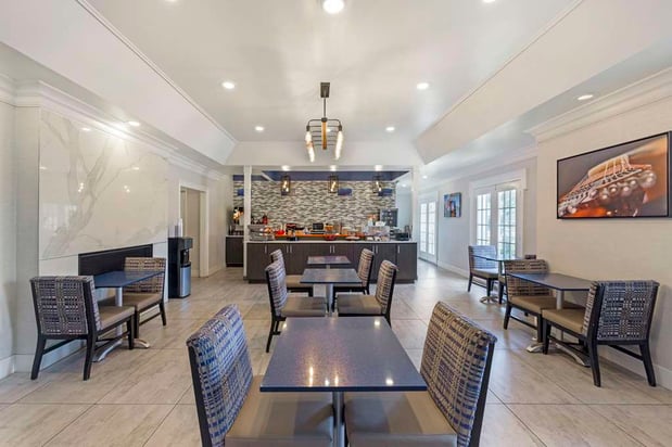 Images Best Western Brentwood
