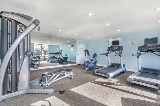 Images The Apartments at Saddle Brooke