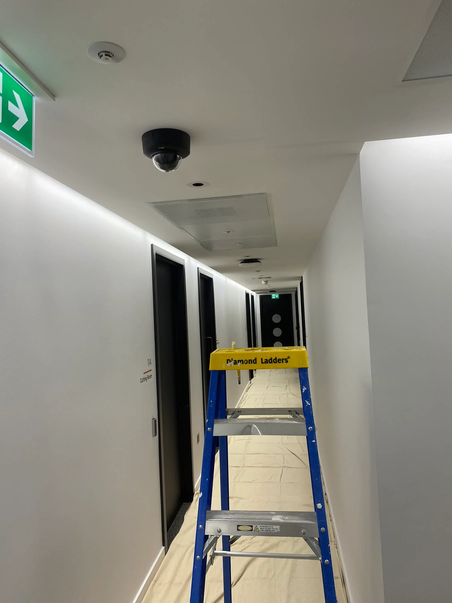 Images Vic's Decorators Ltd