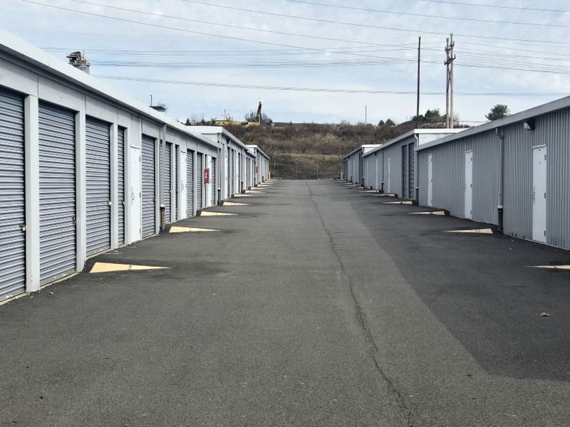 Images Extra Space Storage