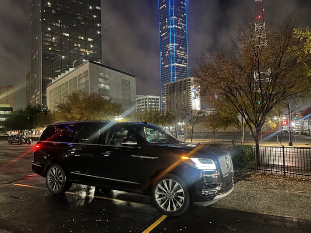 Images Addison Xpress Car & Limo Service